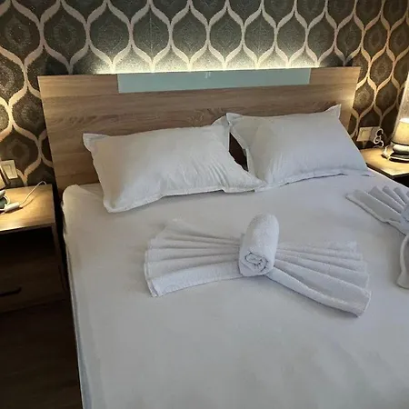 Alex - алекс 公寓 *